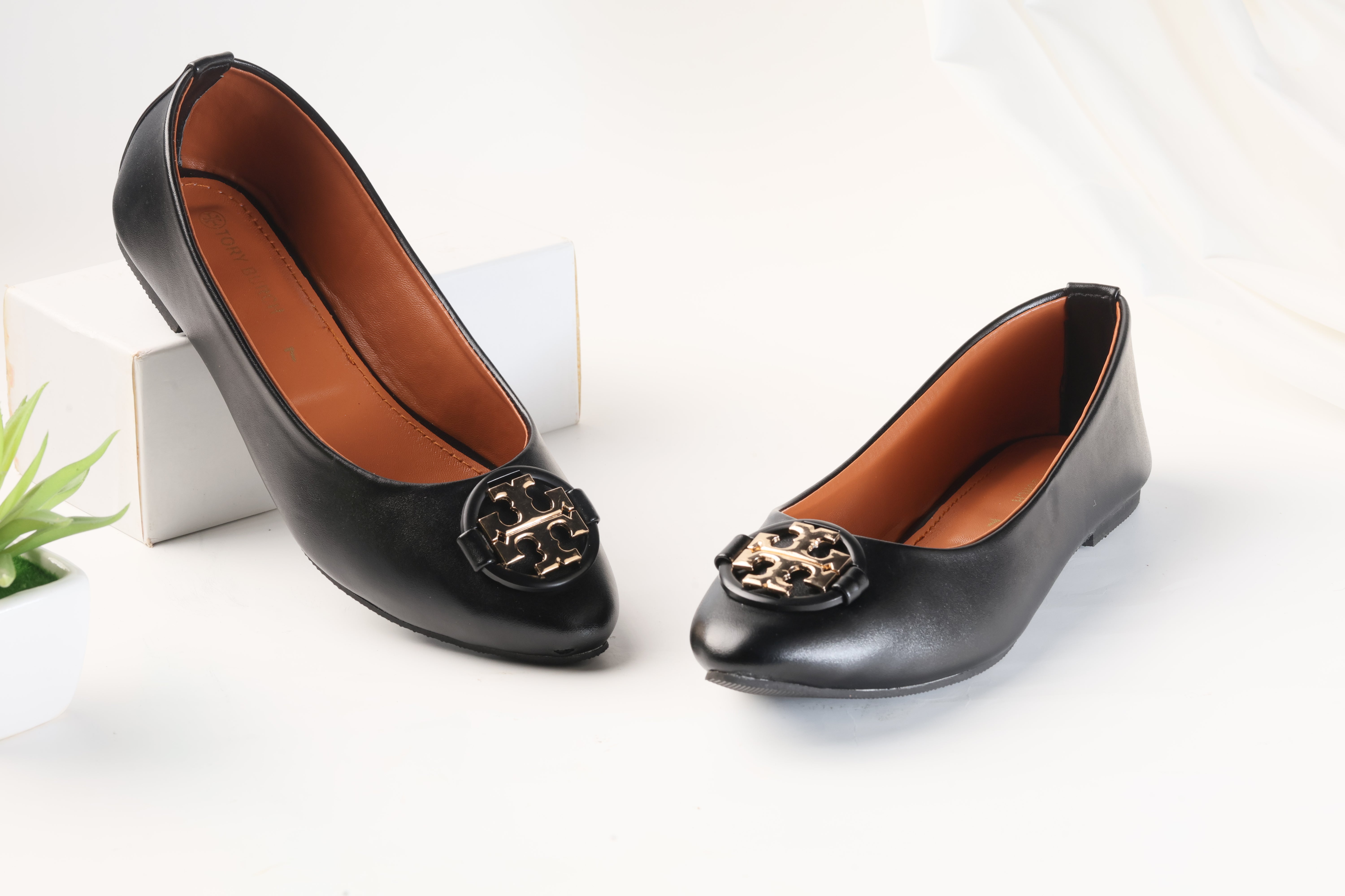 TORY BRUCH BLACK CLAIRE BALLET FLAT PUMPS