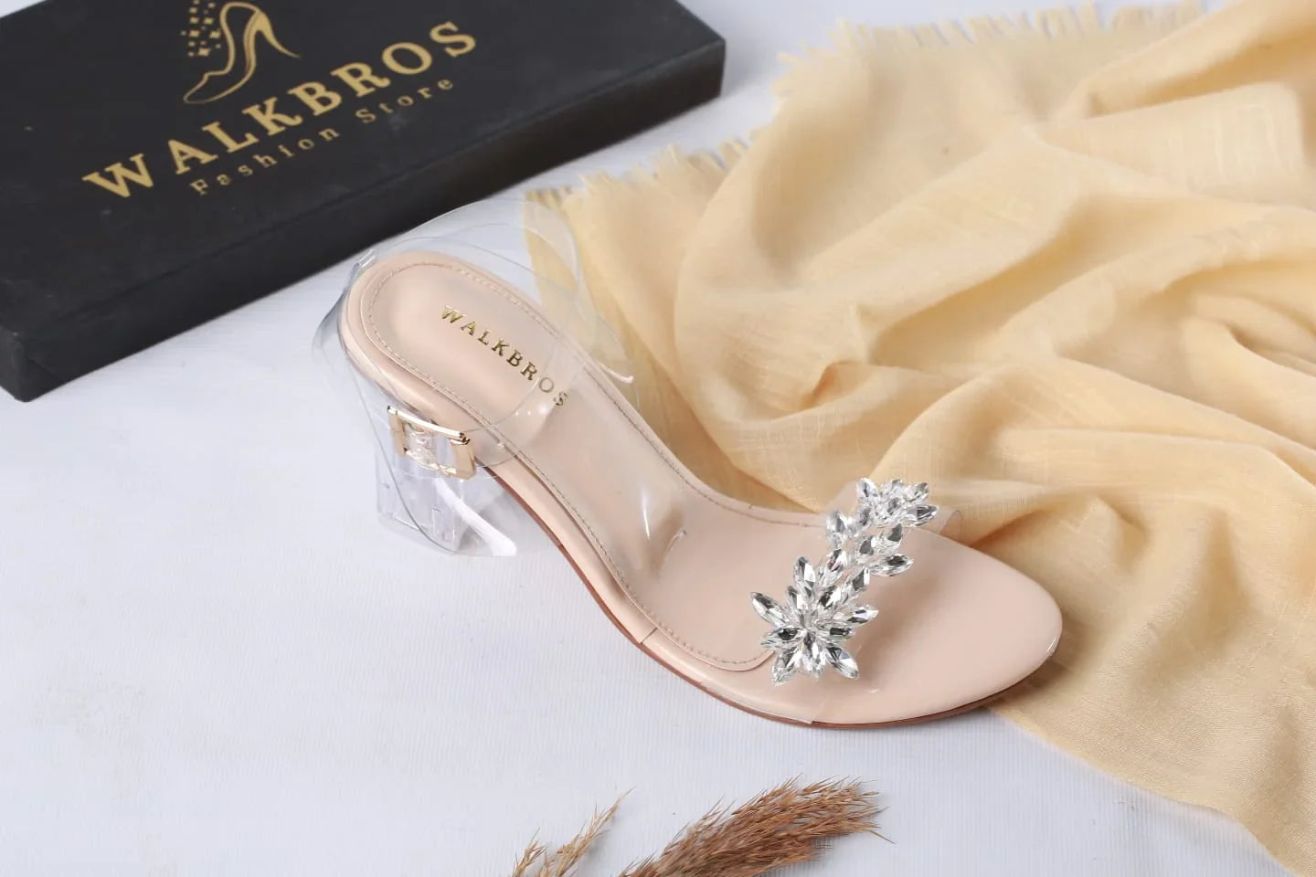 WALK BROS TRANSPARENT BROACH HEELS - BEIGE