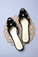 GUCCI POINTED TOE FLAT SHOES - BLACK