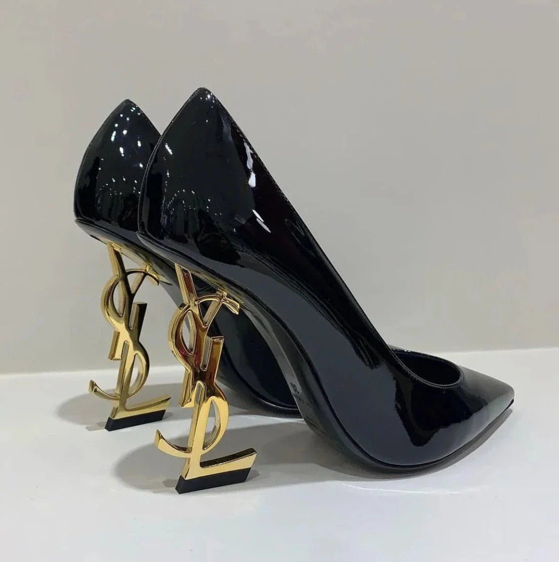 YSL - OPYUM PUMPS IN PATENT LEATHER