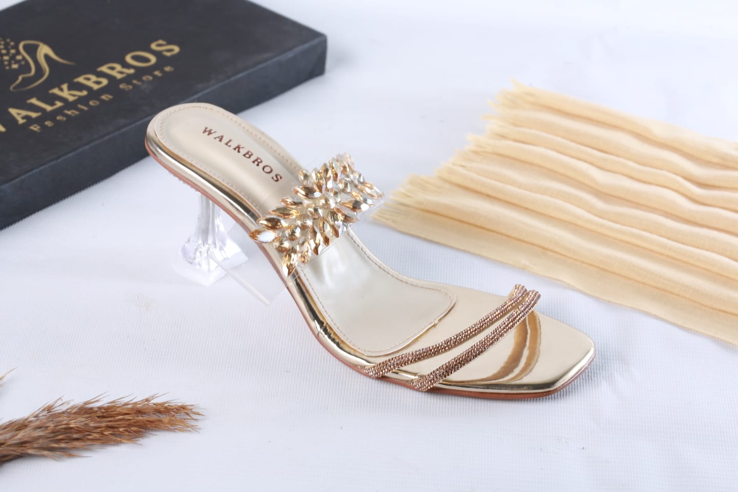 WALK BROS CRYSTAL FLOWER HEELS (Golden)