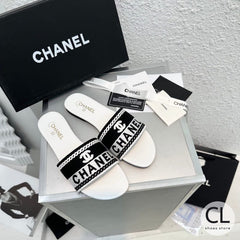 CHANEL FLAT SLIPPERS - WHITE