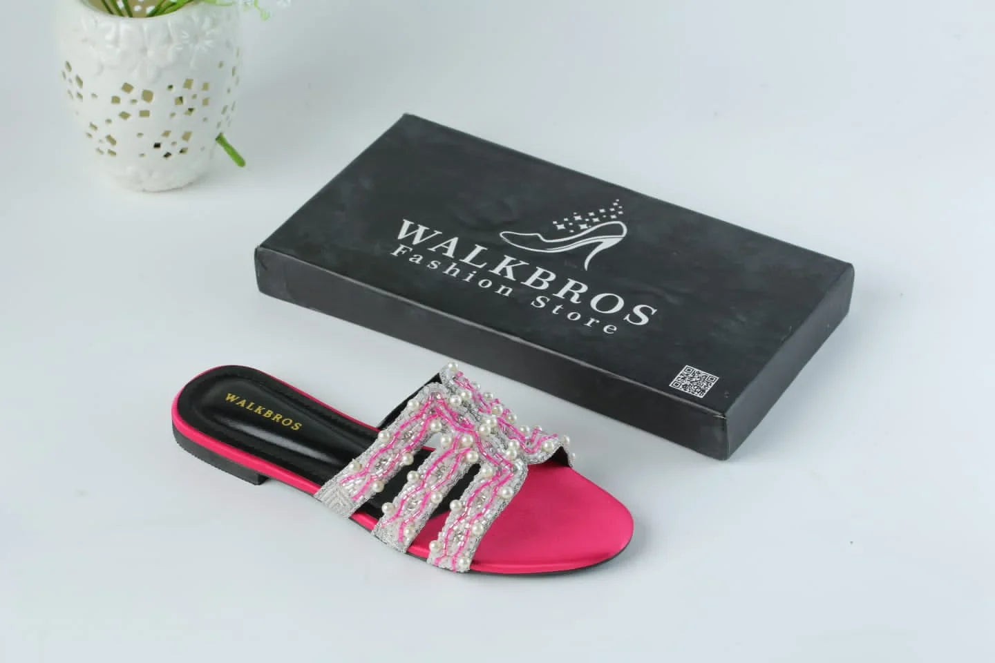 WALKBROS EMBROIDERED PEARLS FLATS - PINK