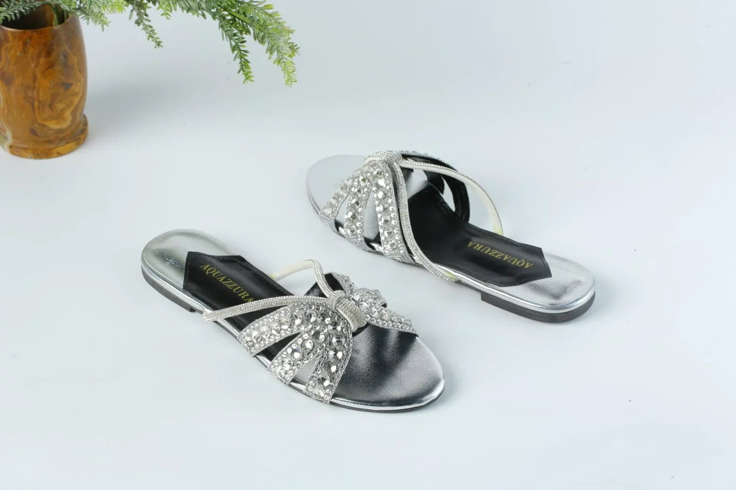 AQUAZZURA EMBROIDERED RHINESTONE FLAT SANDALS - SILVER